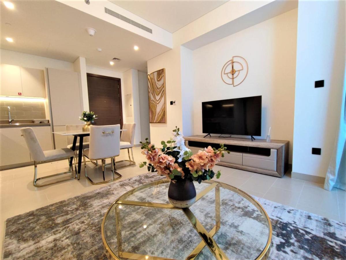 Beautiful 2 Bedroom Next To Business Bay - Sobha Creek Vista Dubai Buitenkant foto