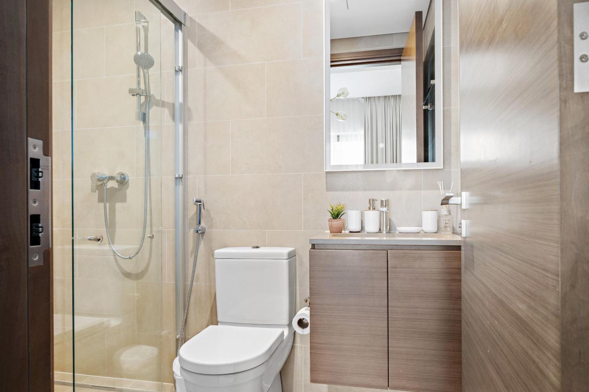 Beautiful 2 Bedroom Next To Business Bay - Sobha Creek Vista Dubai Buitenkant foto